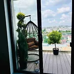 Elysium Core Готель Бухарест